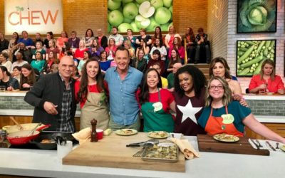Brie Sodano & Friends Cook Scallops on ‘The Chew’ with Michael Symon & Clinton Kelly